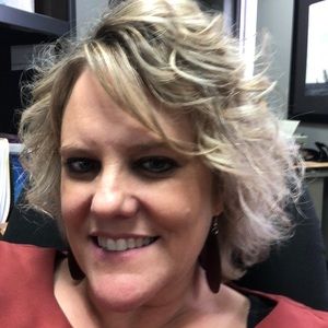 Meet your Posher, Christal